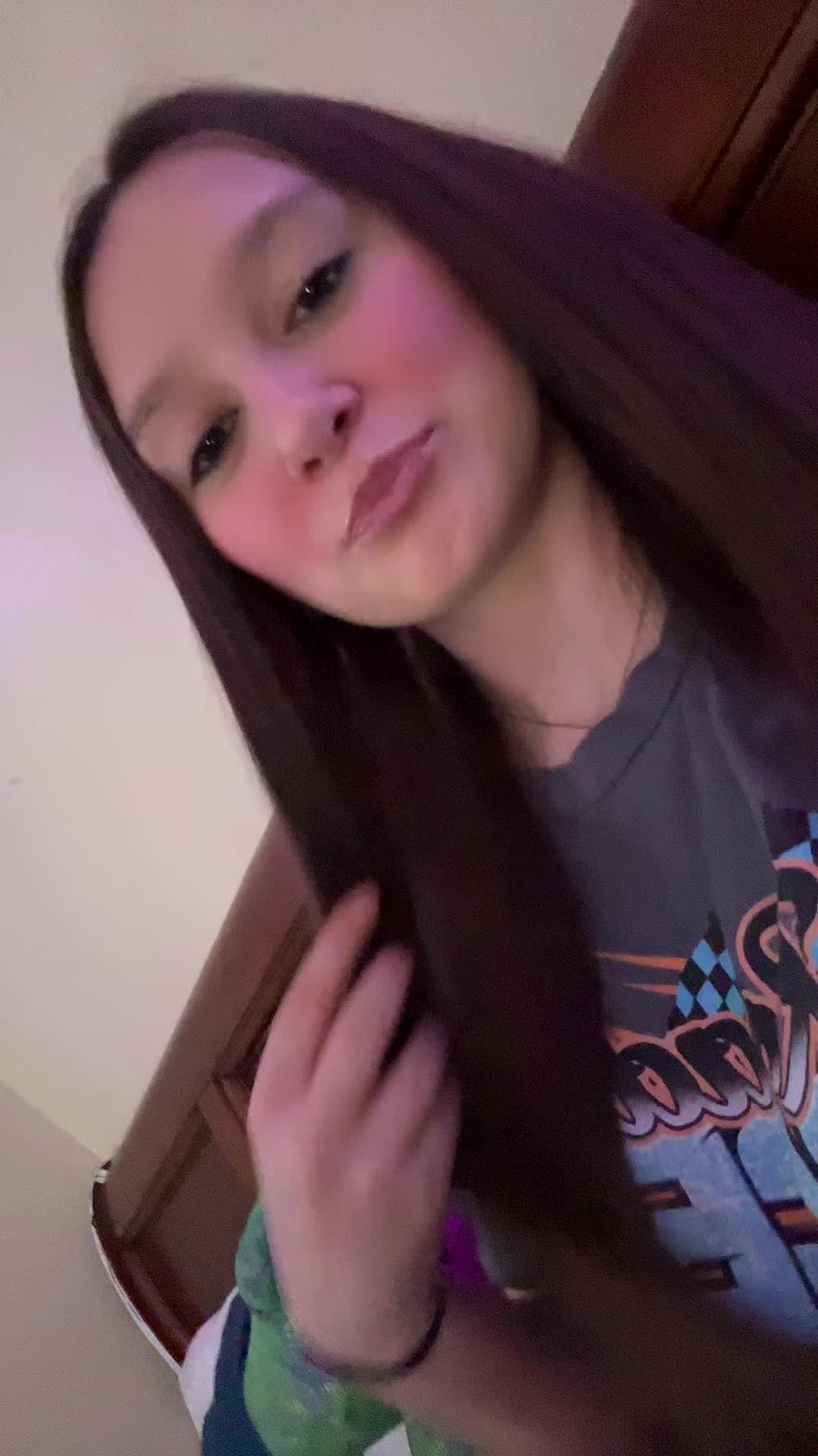 @Mia<3