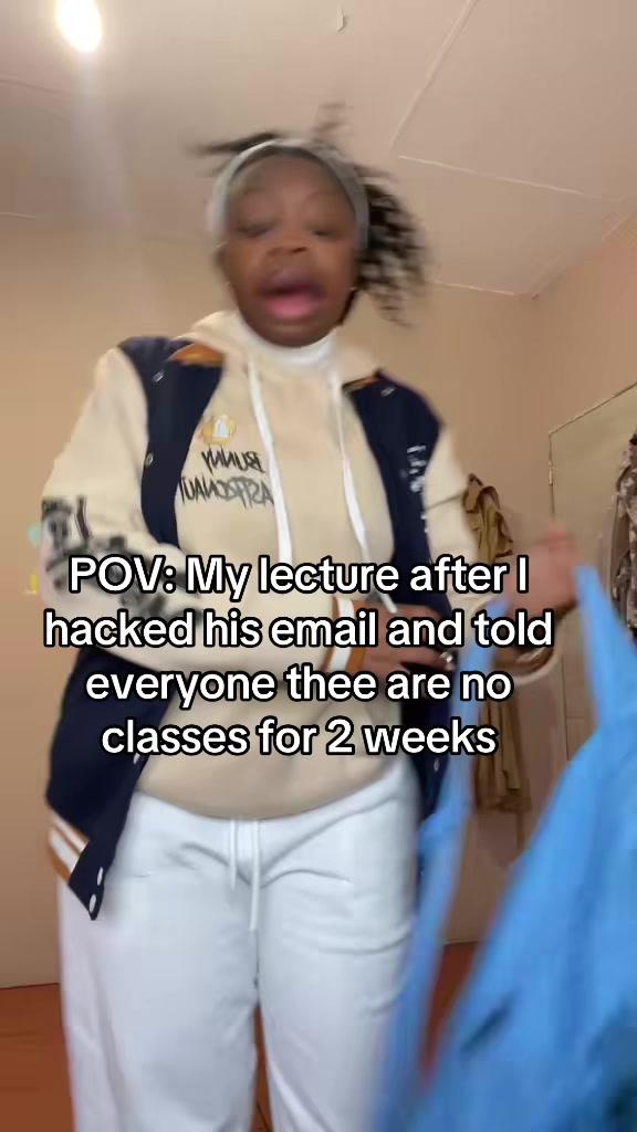 @It'sDes_Lily