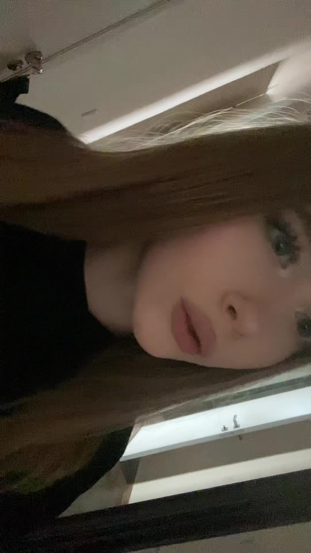 @user37937216300