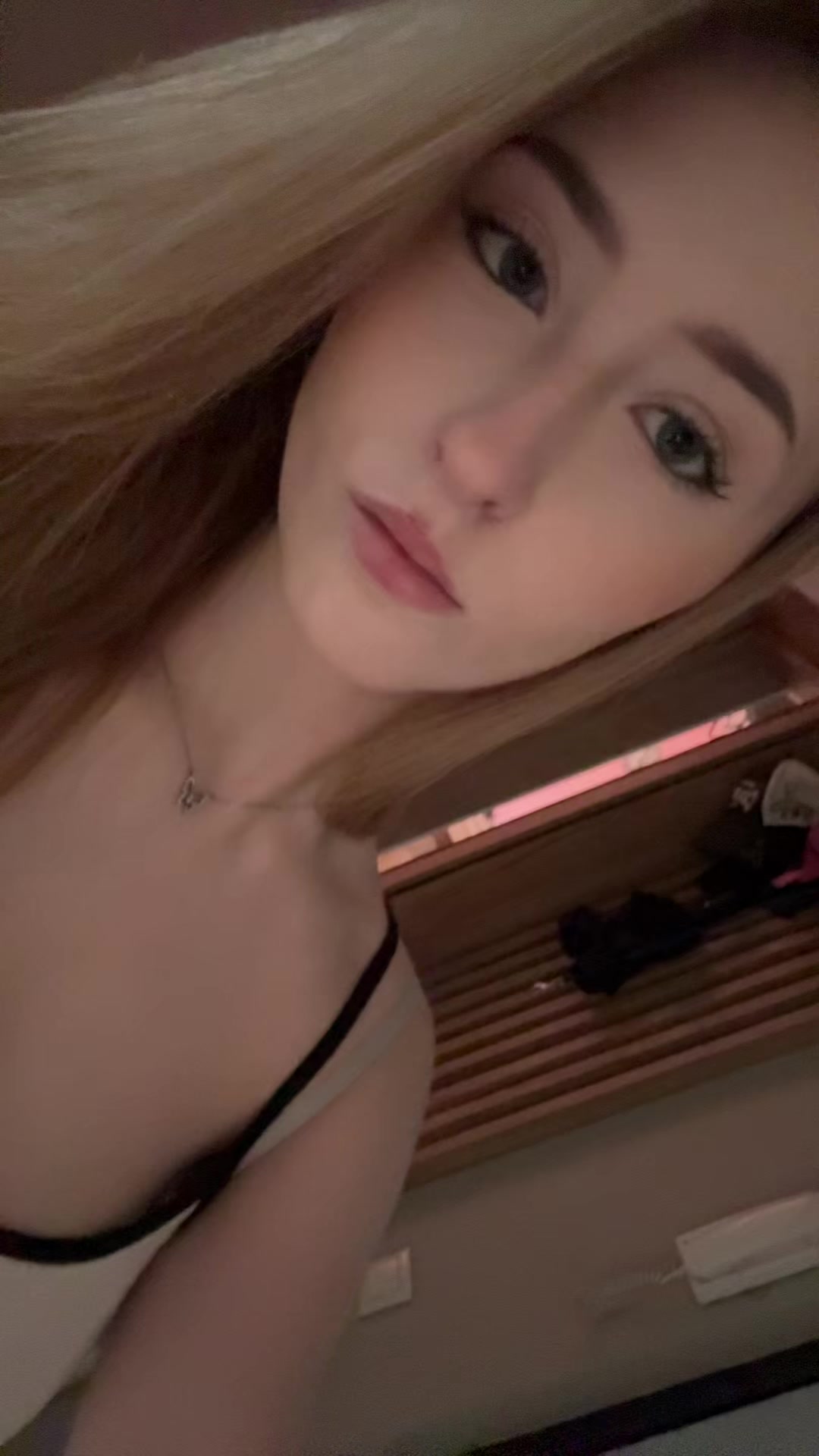 @Саша24