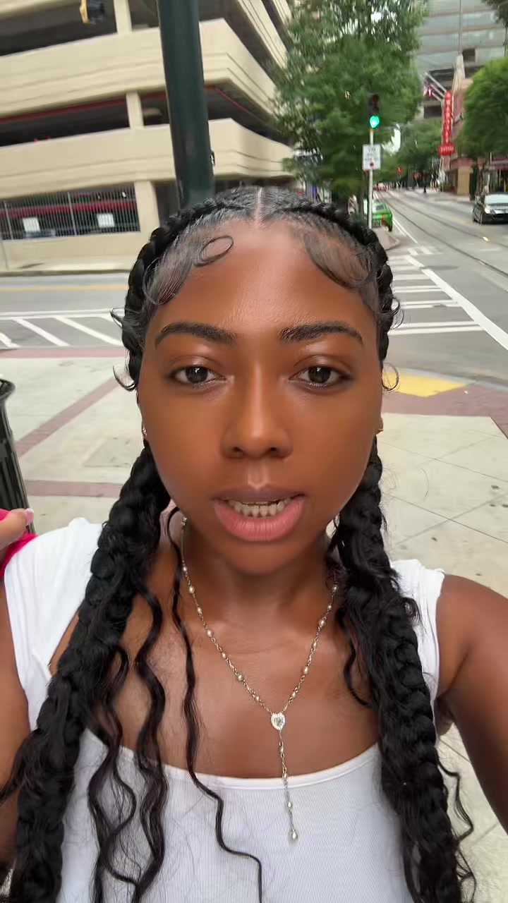 @Meekianaaa