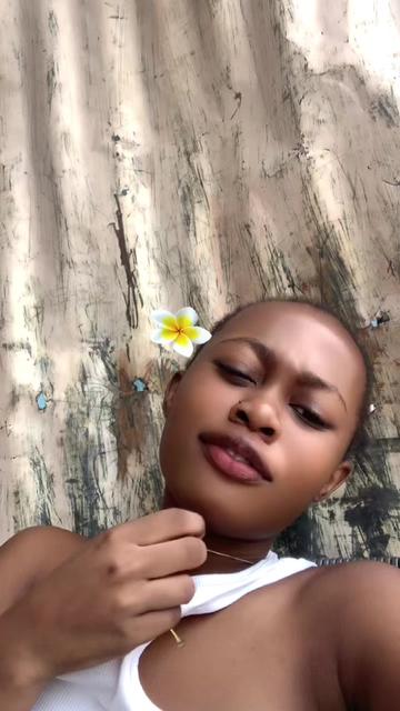 @LA JOIE LA STAR 🥰💝
