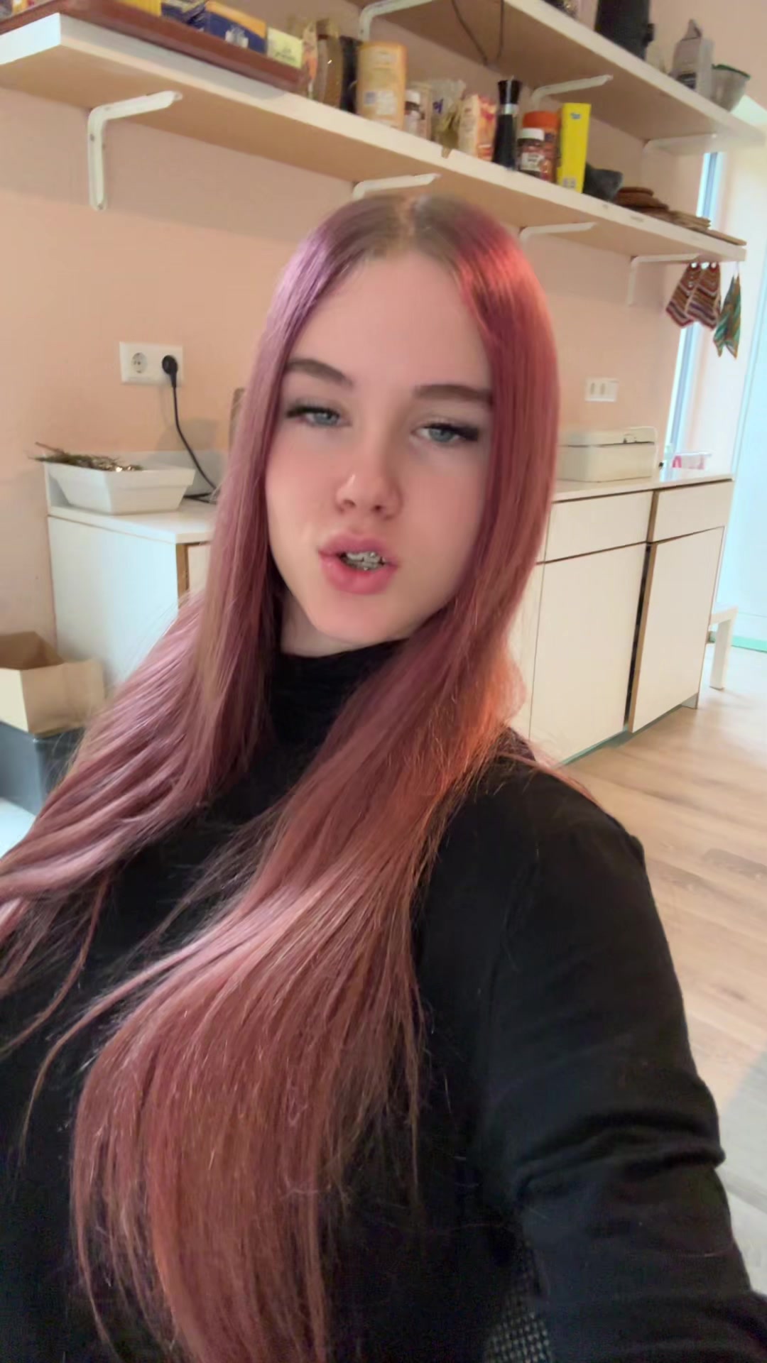 @Tashaꨄ︎