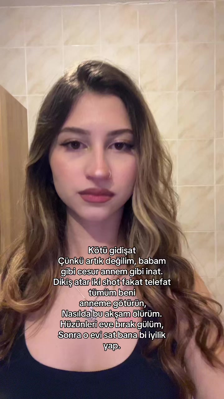 @cansukittyy