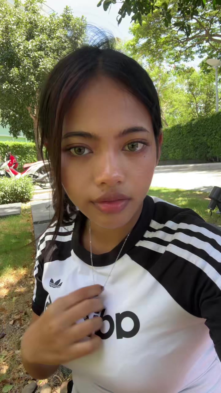 @𝕊𝕚𝕣𝕚 𝕤𝕦𝕟 𝟙𝟠 ✨