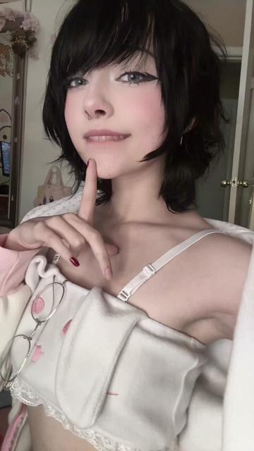 @elliibear