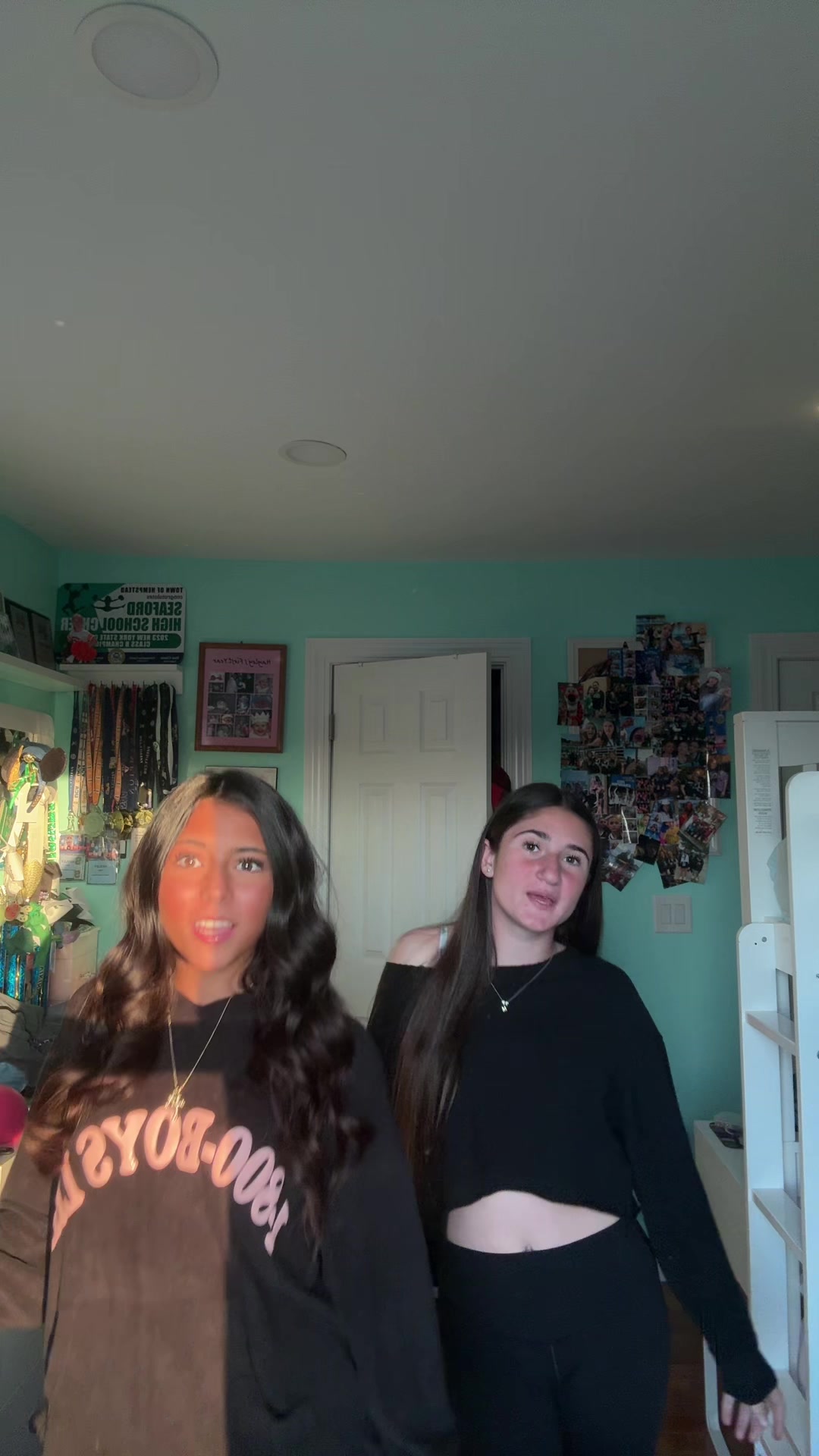 @lillyy