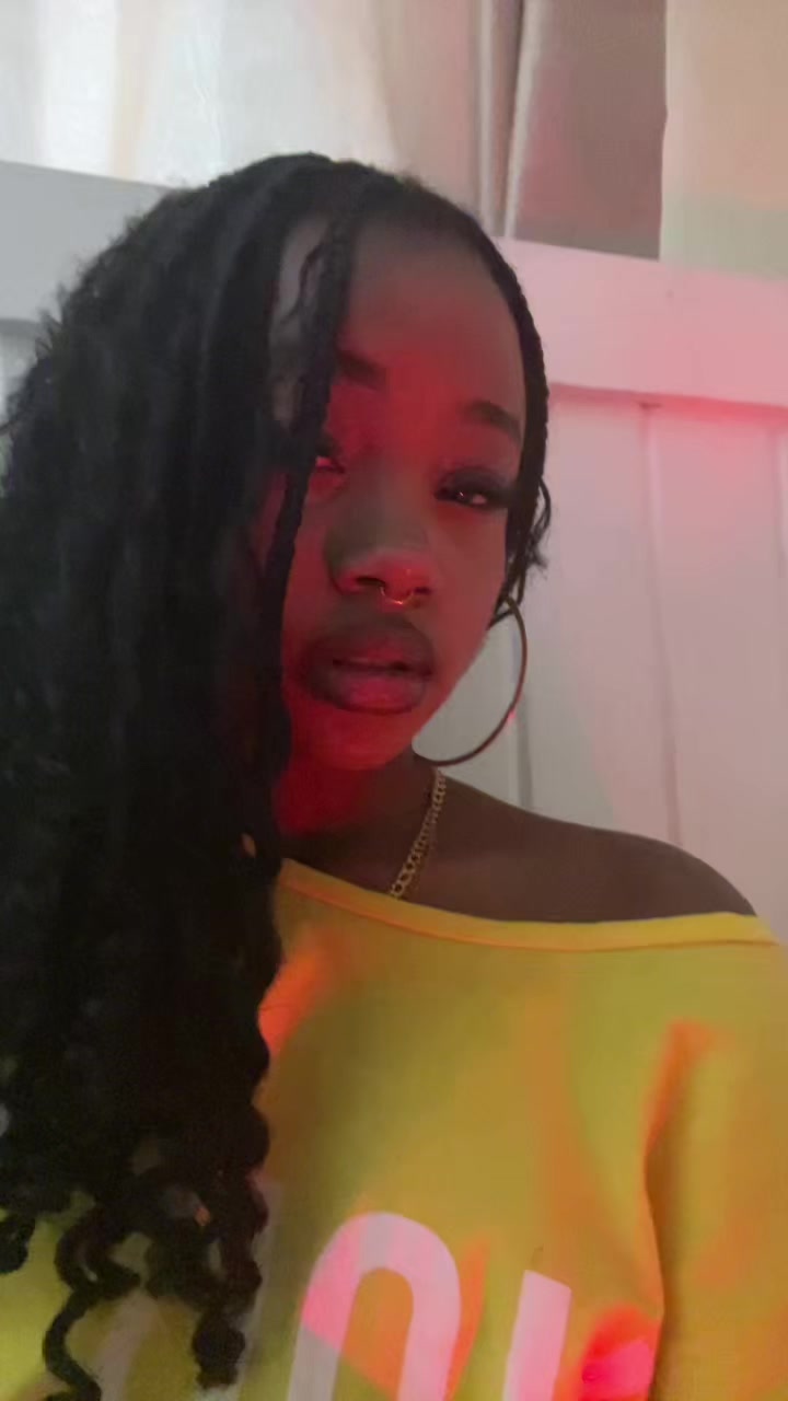 @𝔃𝔲𝔯𝔦