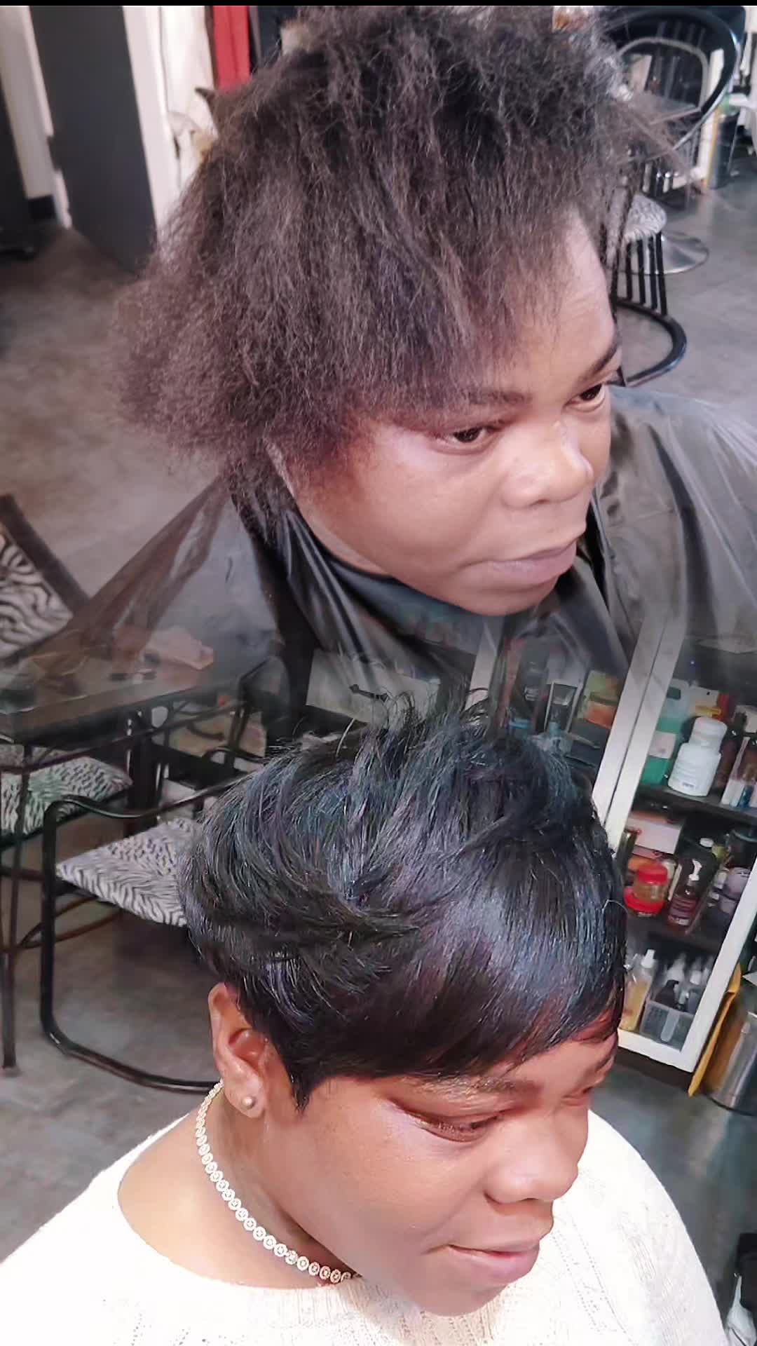 @Lisa's Hairzone