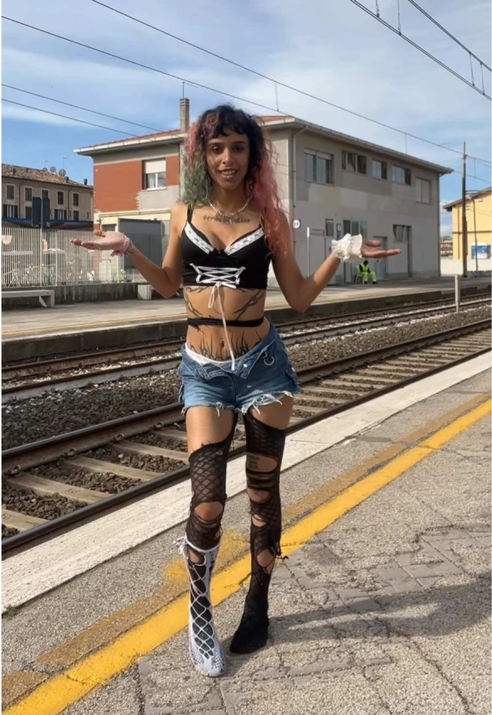 @mooncomelaluna_