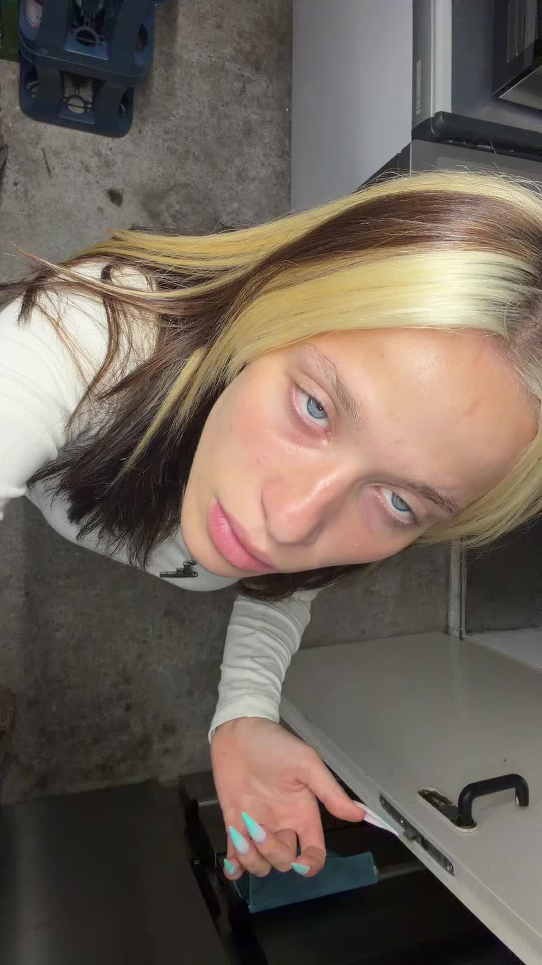 @bruxye