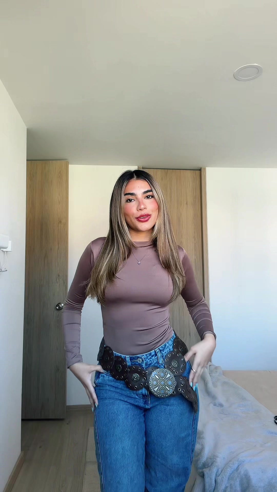 @Camila