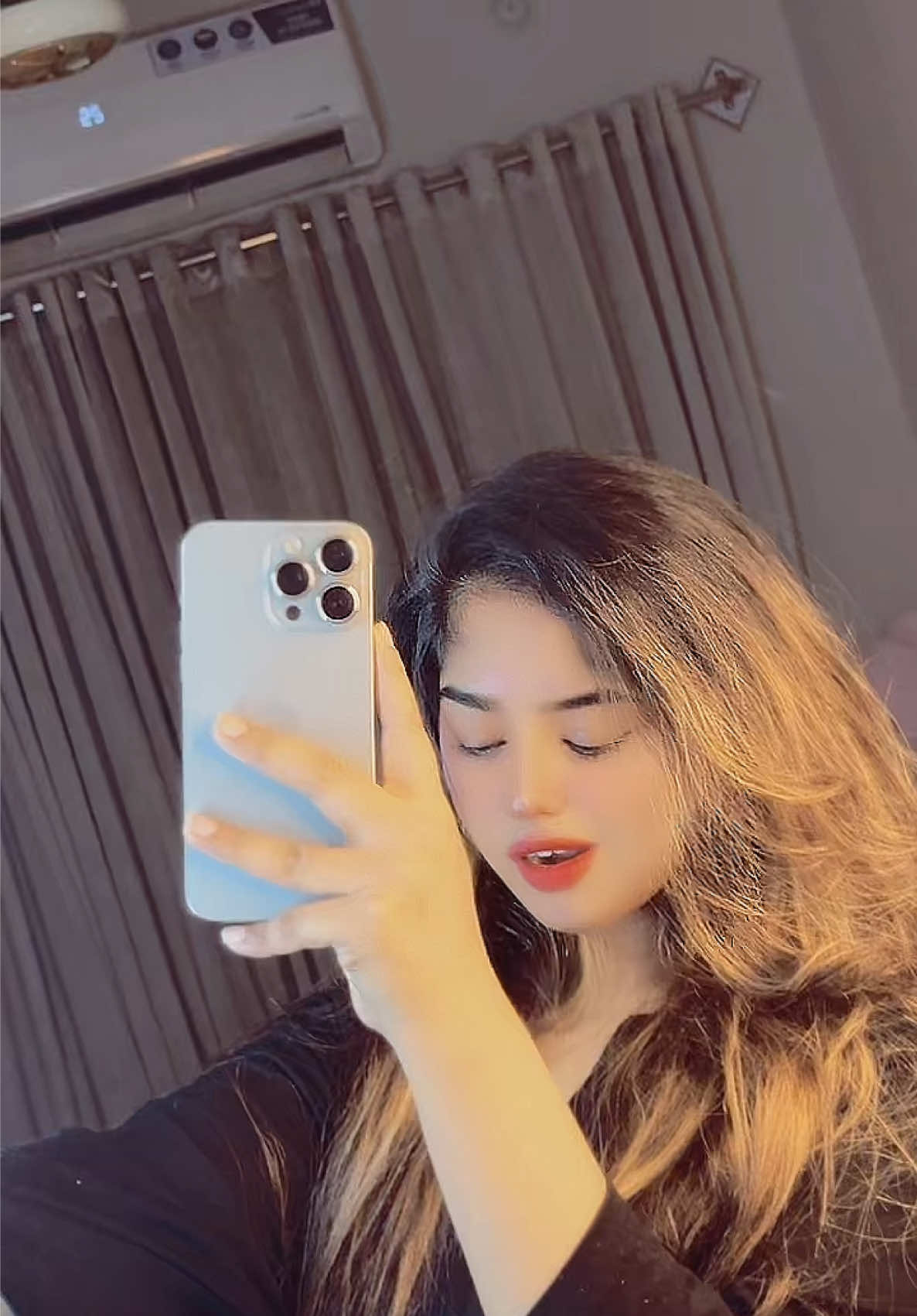 @ReeM Kh@N 🕊️