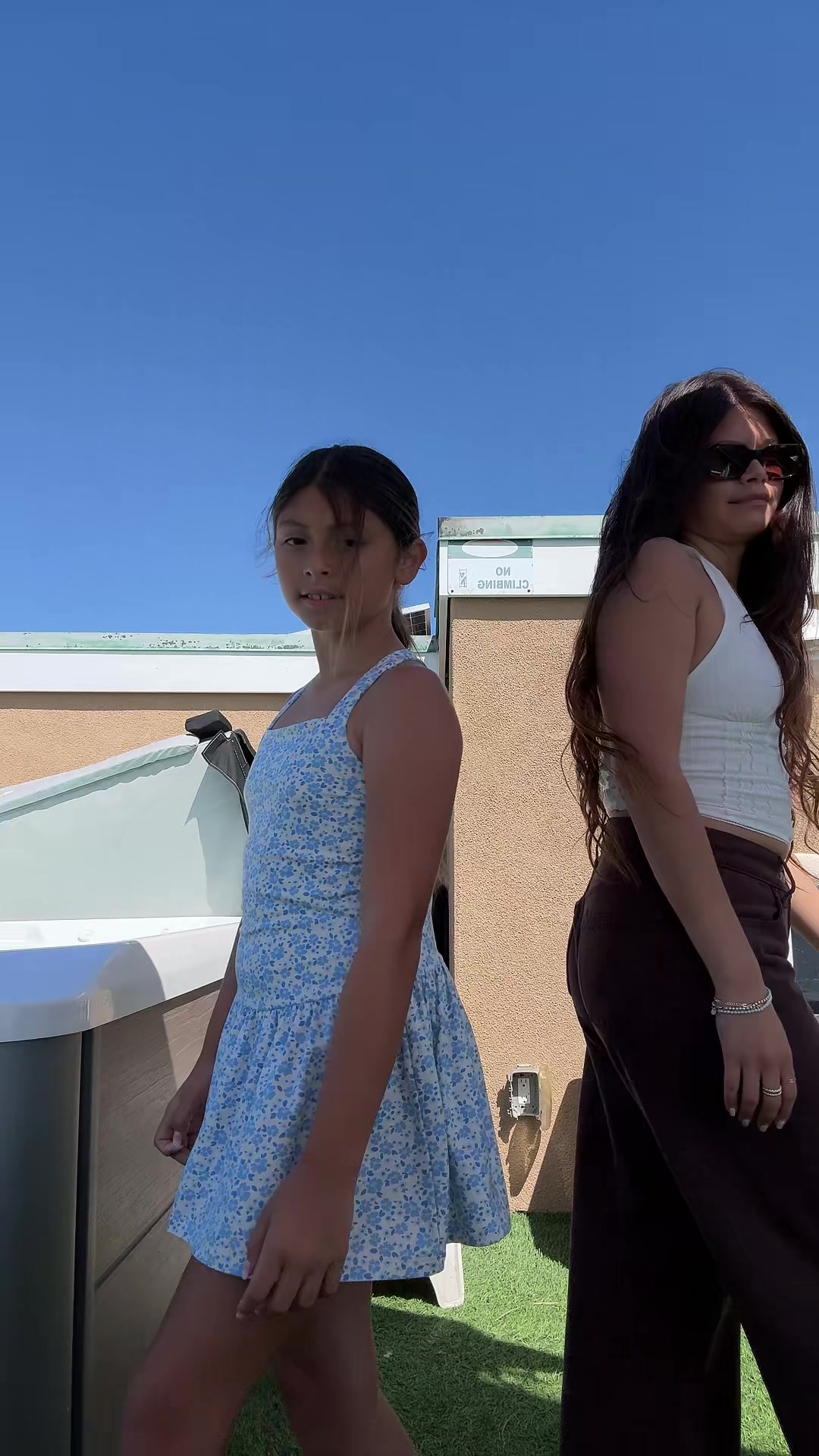 @Sabrina