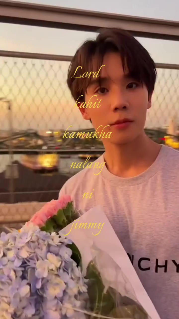 @.ೃ𝔦𝔯𝔦𝔰.⋆