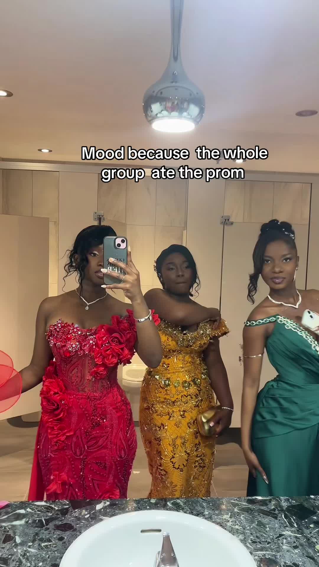 @Malouu