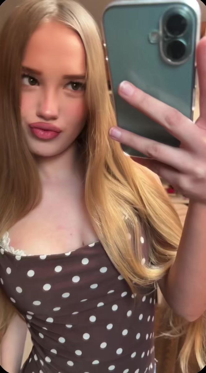 @HeavenlyBlonde