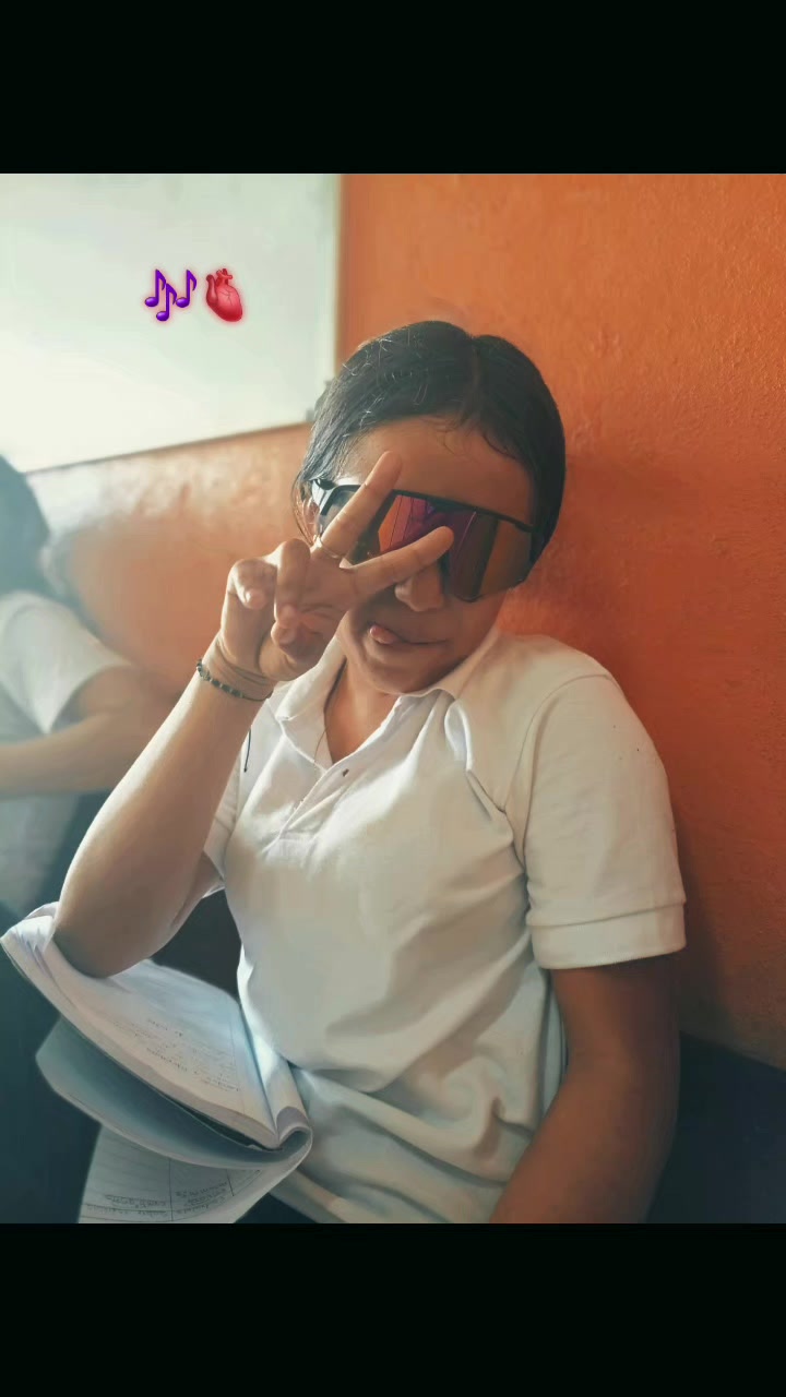 @francheska zamora