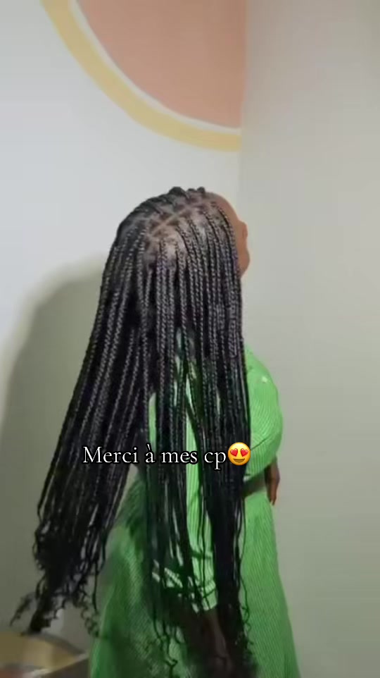 @laetyrelooking2