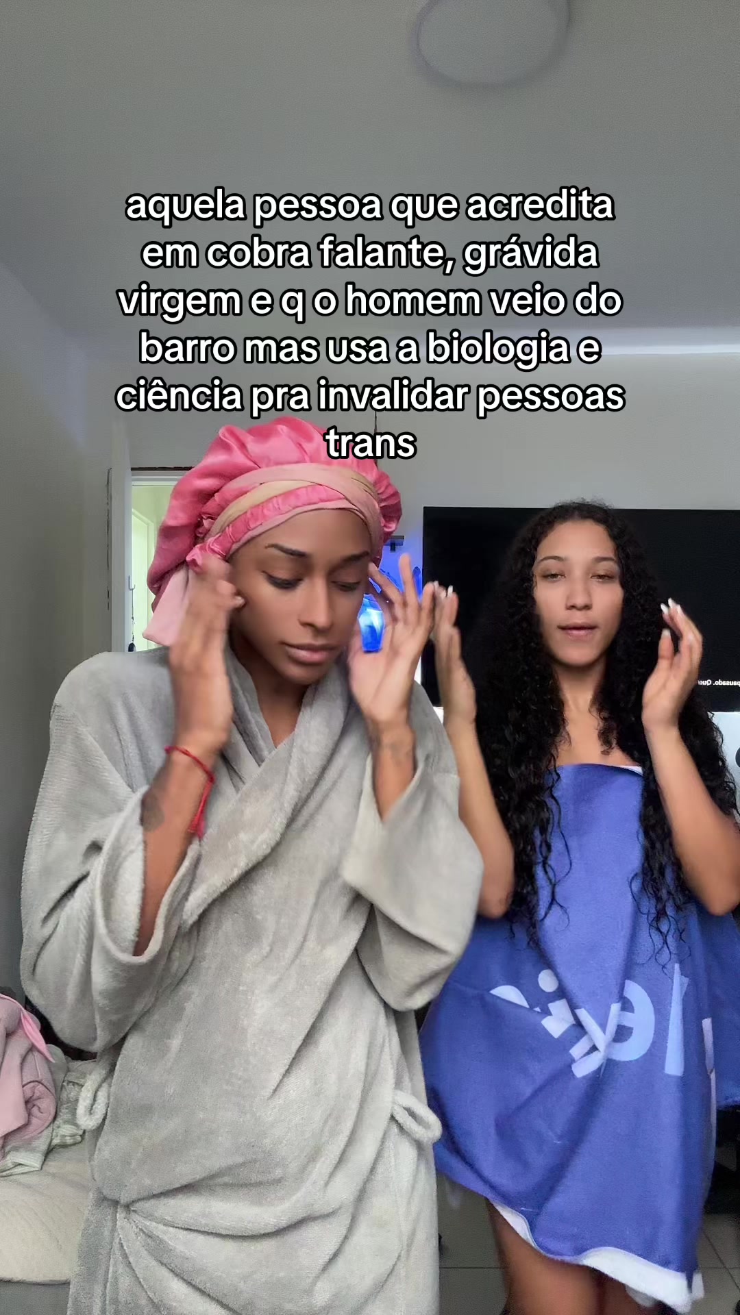 @Victória Simonns