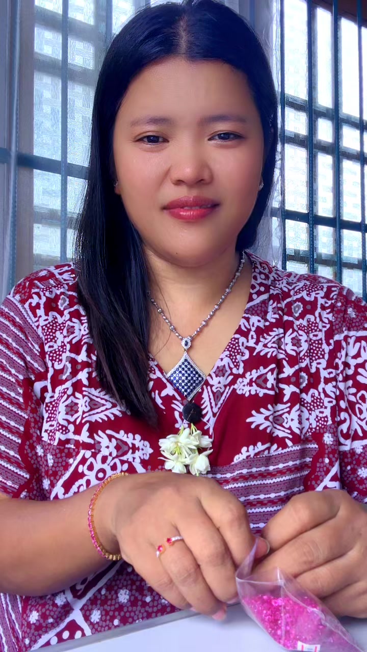 @YadanarHtayðGems