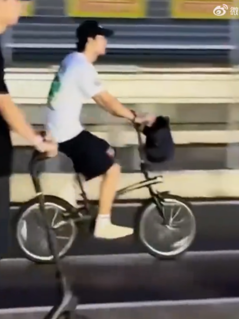 @I am Tuktuk⁹⁷⁹¹