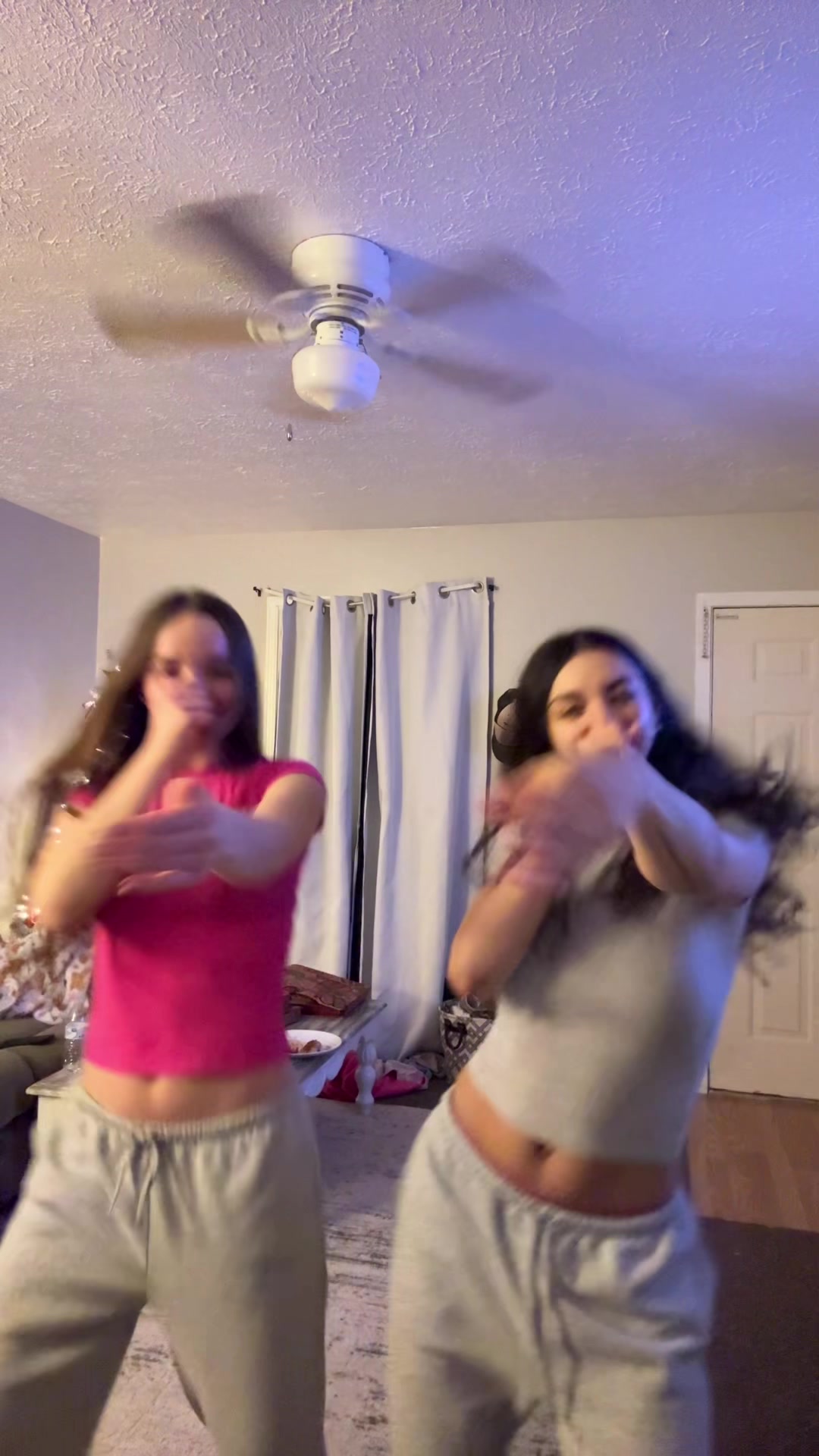 @julieccia