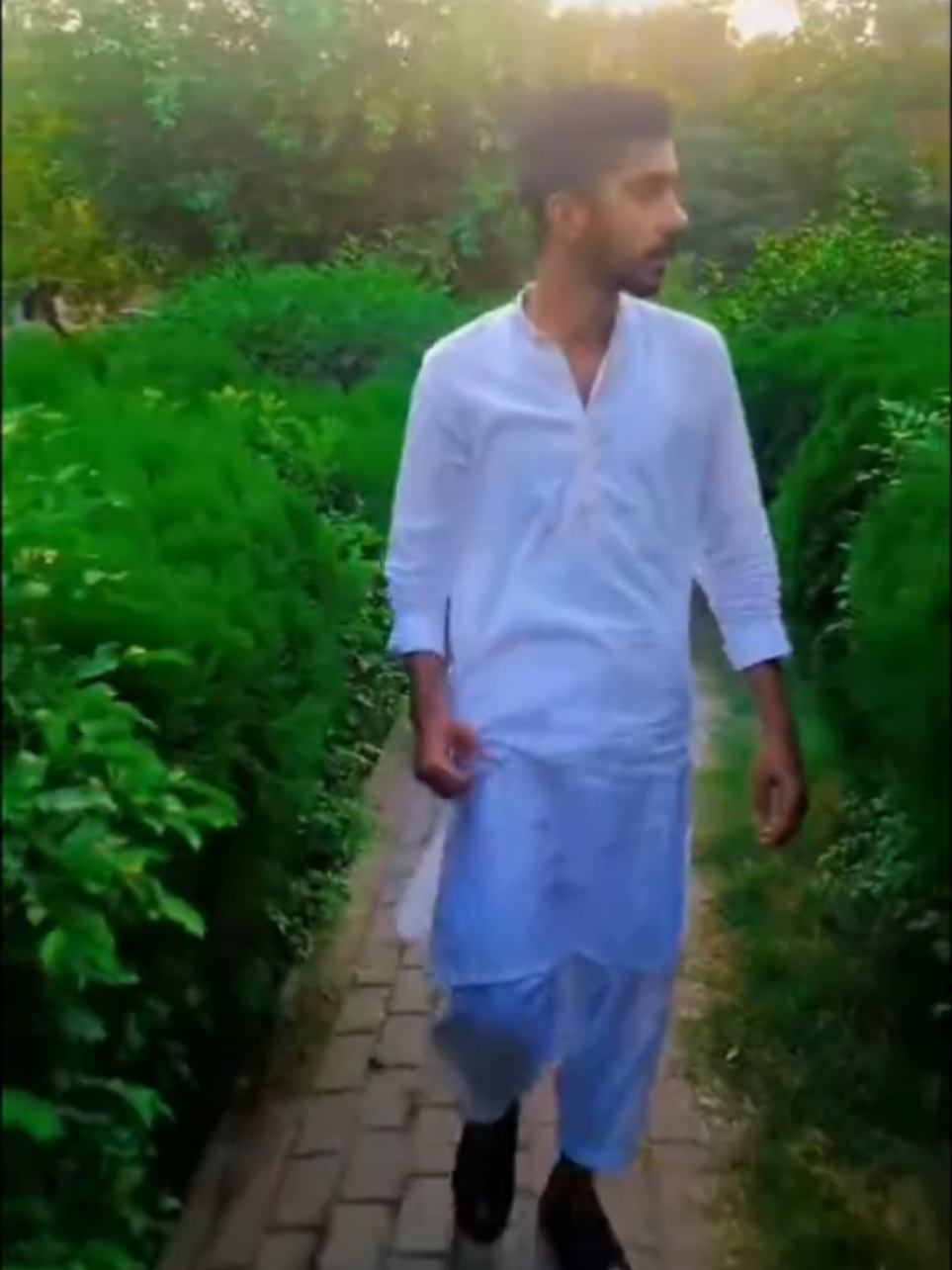 @Chaudhary⚖️