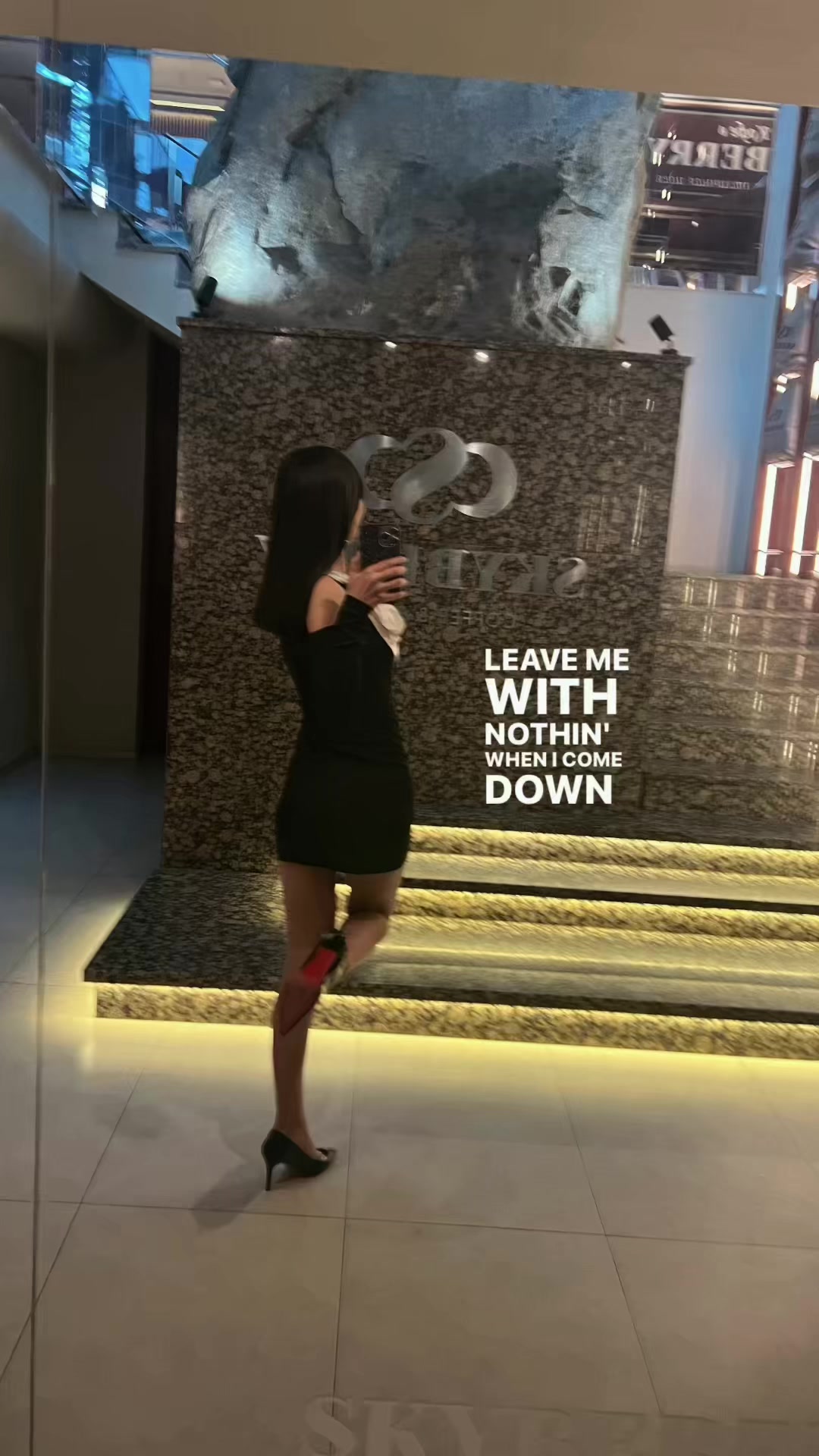 @Adèle