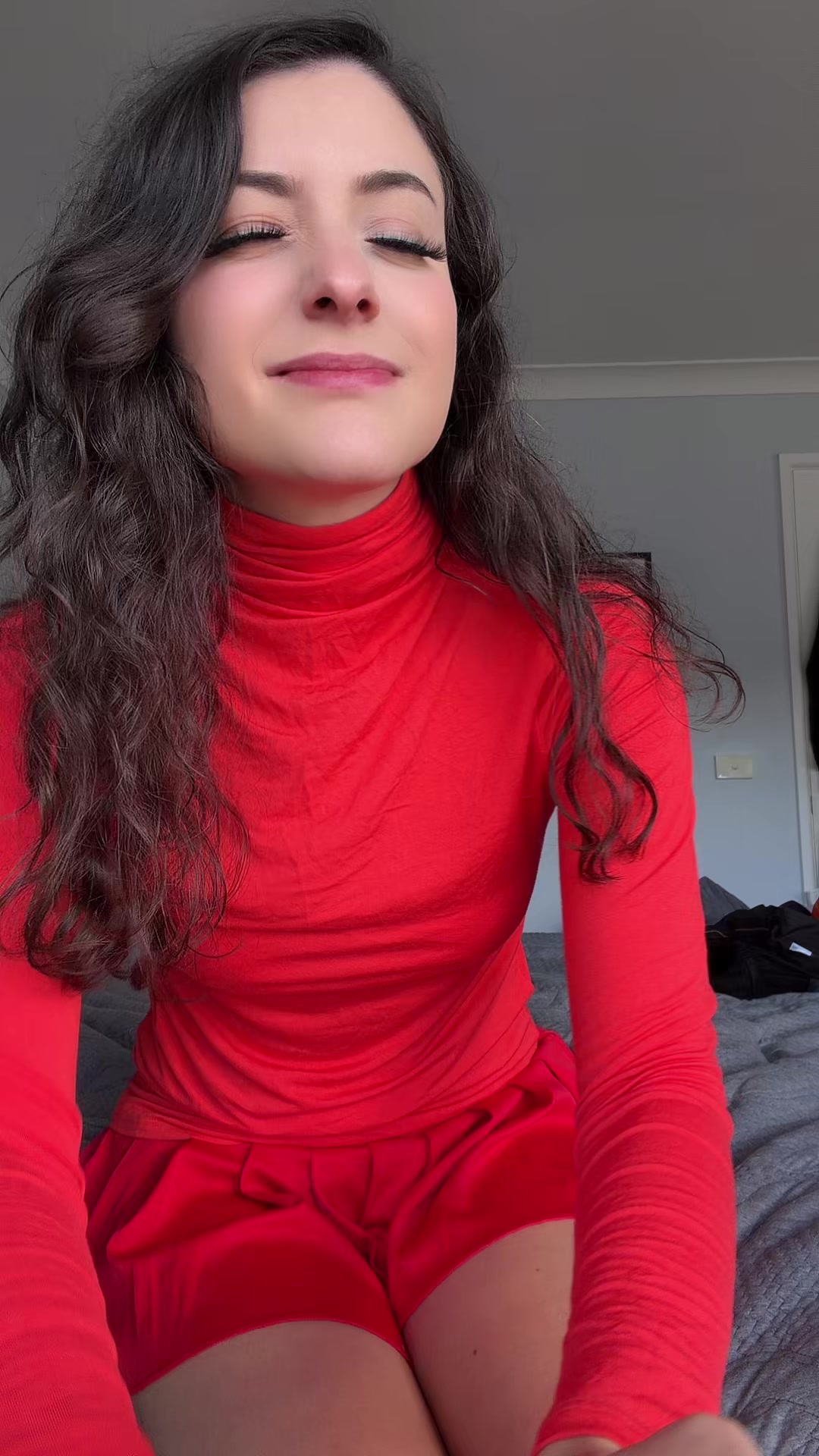 @Minacakes_12