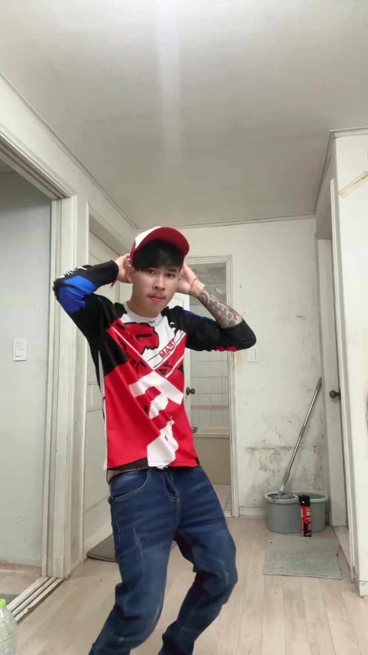 @ហ៊ា-លីន💥
