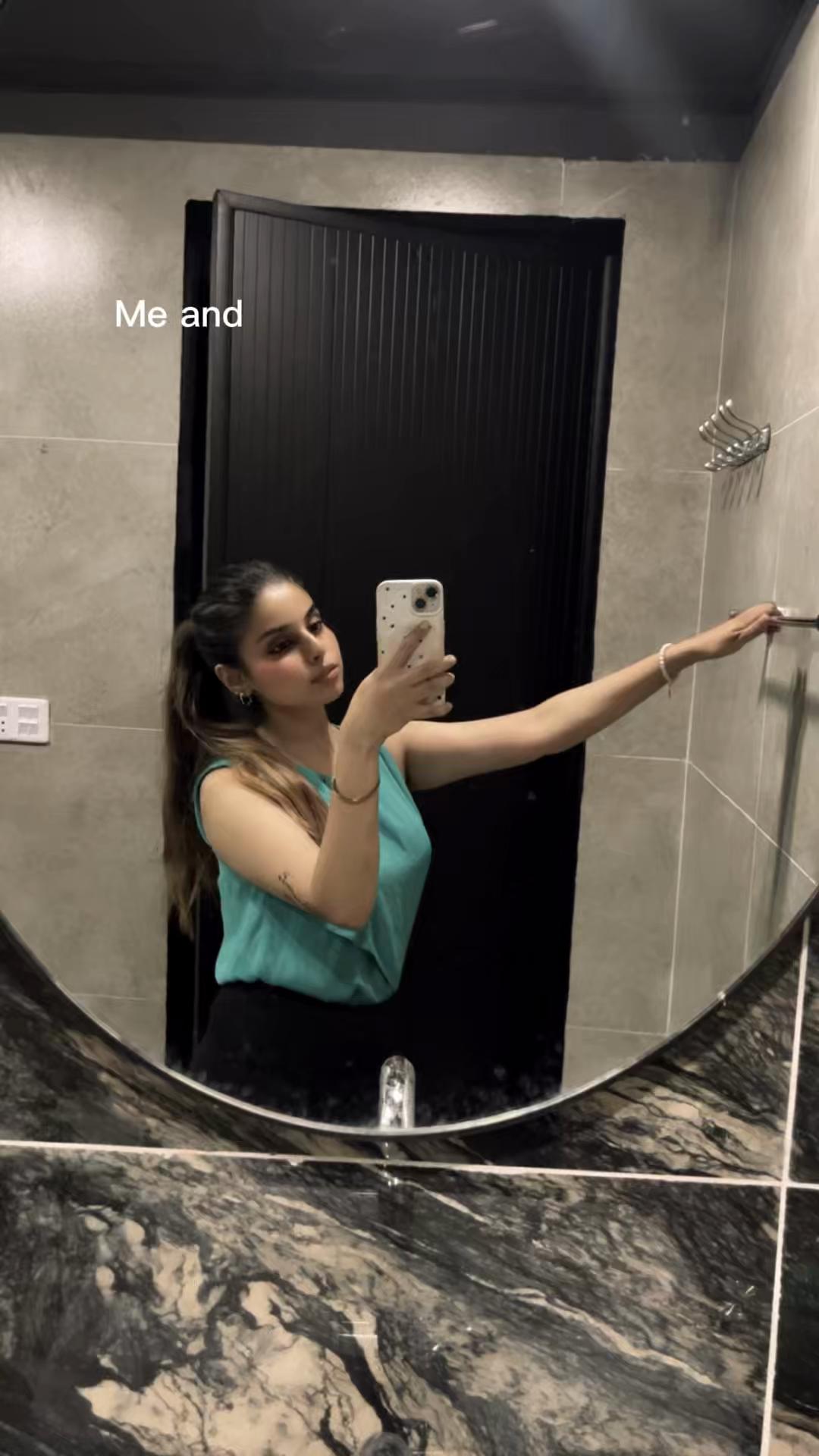 @Anam Khan