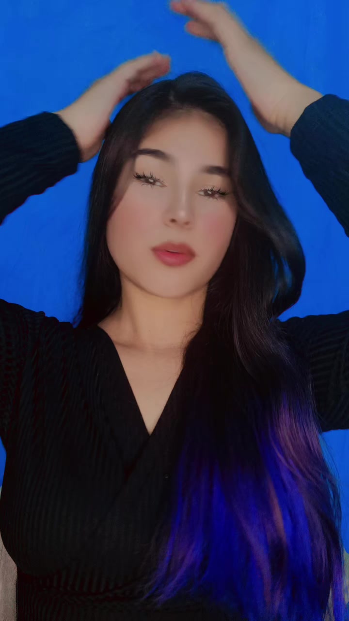 @CECÍLIA MATTOS 💜🐝