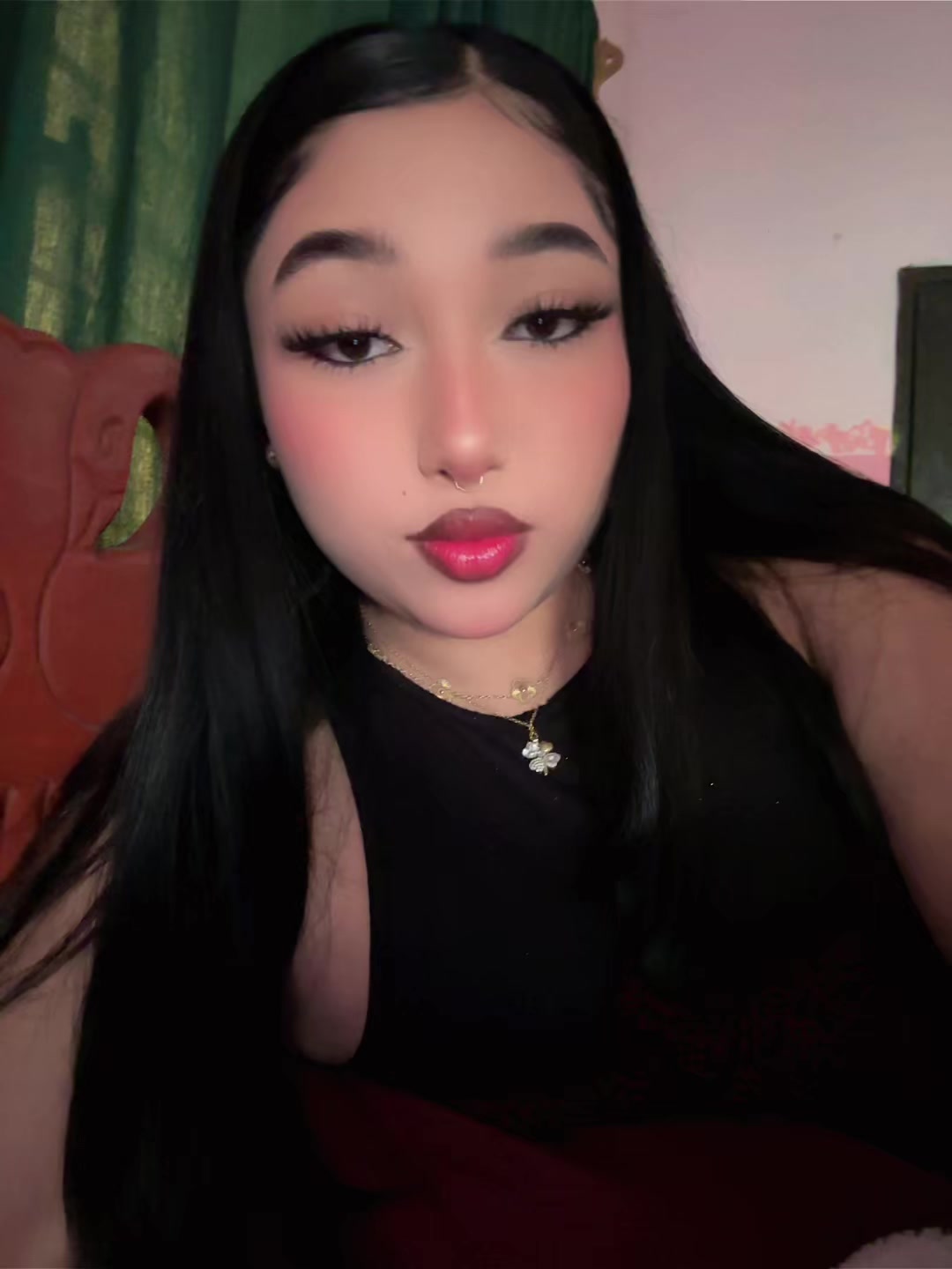 @Isita 🕷️