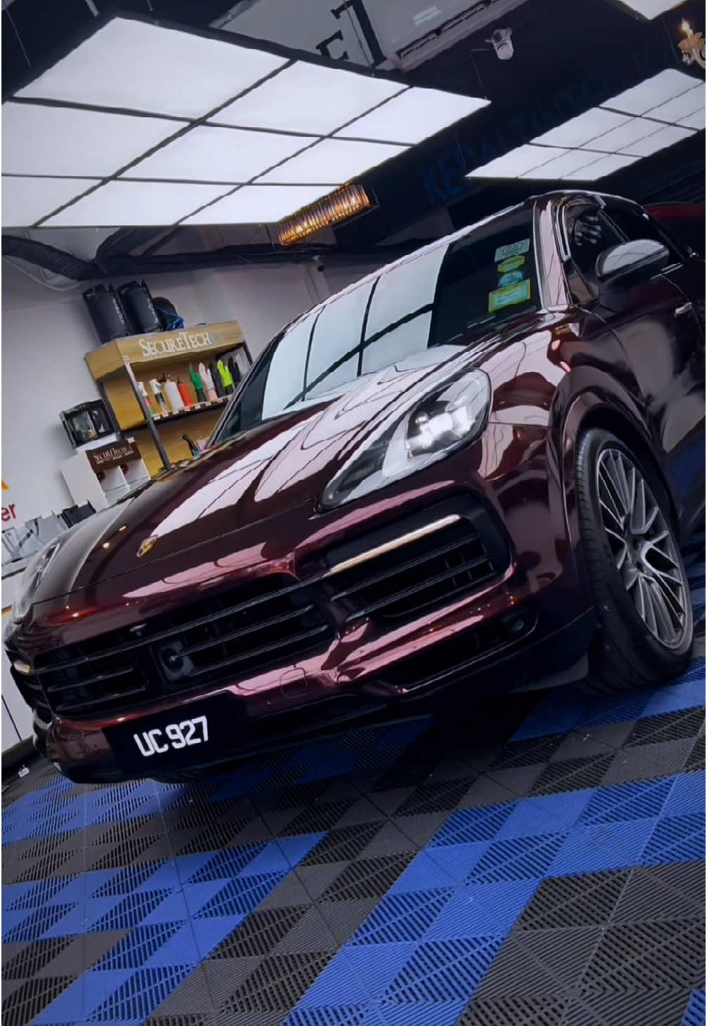 @VINYLFROG Malaysia
