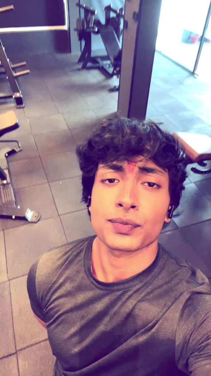 @Ayush_mallick