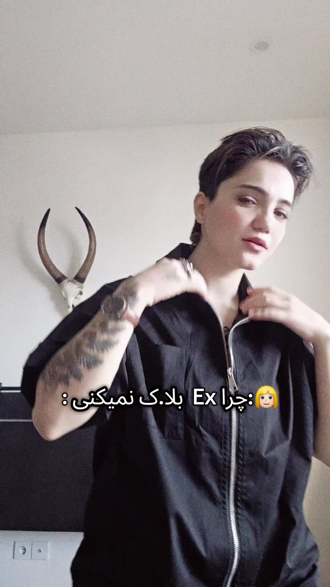 @Deloraa