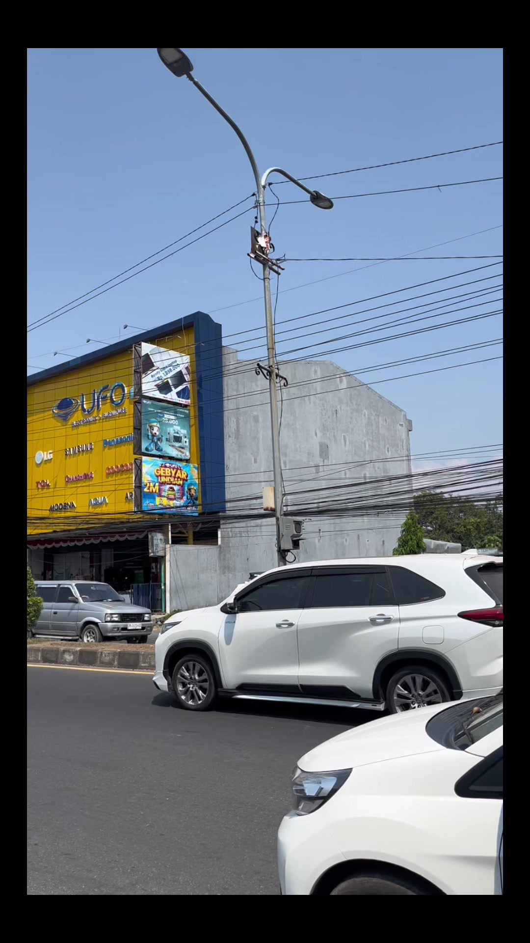 @UFO JEMBER GAJAH MADA
