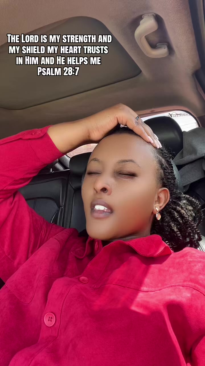 @kamatarisandra🇷🇼