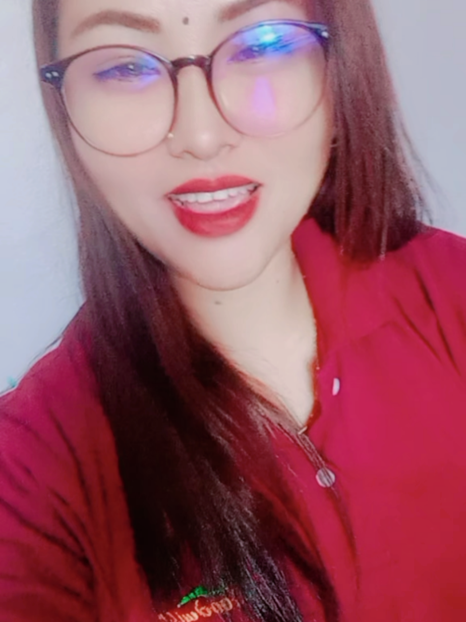@laxmi..saru magar❣️☺️💐