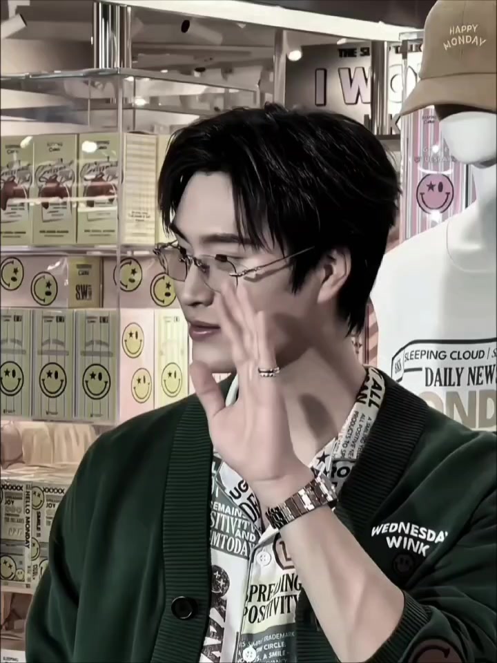 @🌻𝐋𝐚𝐫 𝐋𝐚𝐫🐻🪥