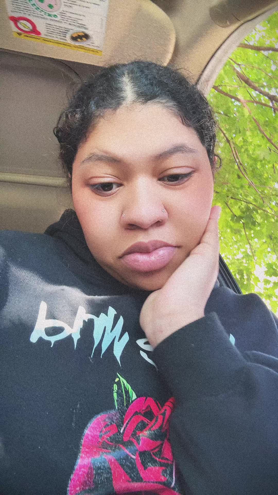 @That pretty lightskin 🥴💪🏽🦈