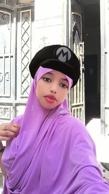@queen--miira🦋❤️🔥