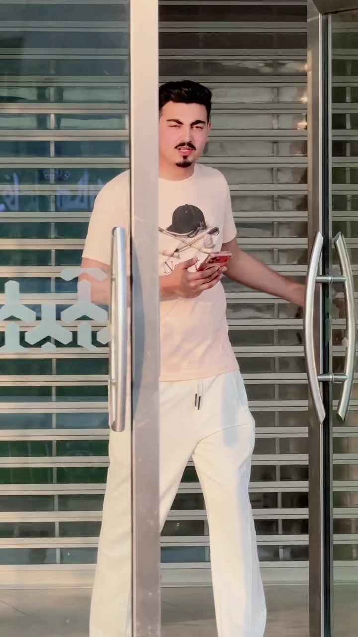 @Nomi Butt