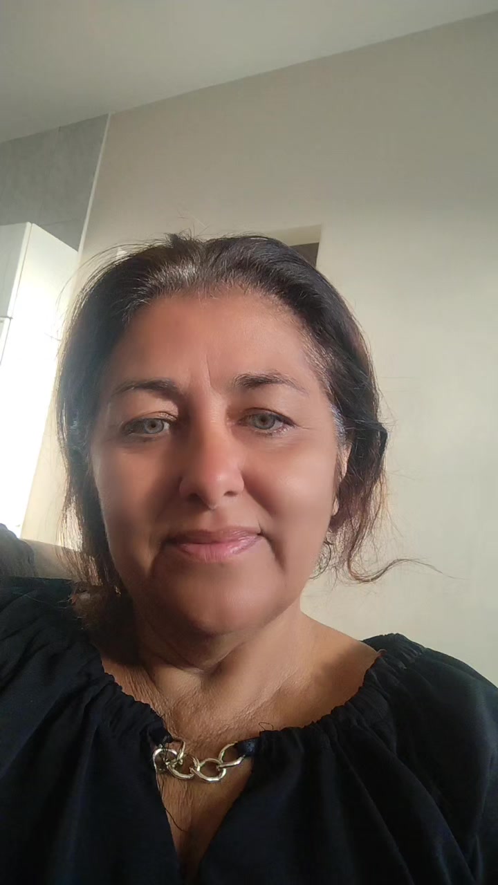 @Claudia Nascimento