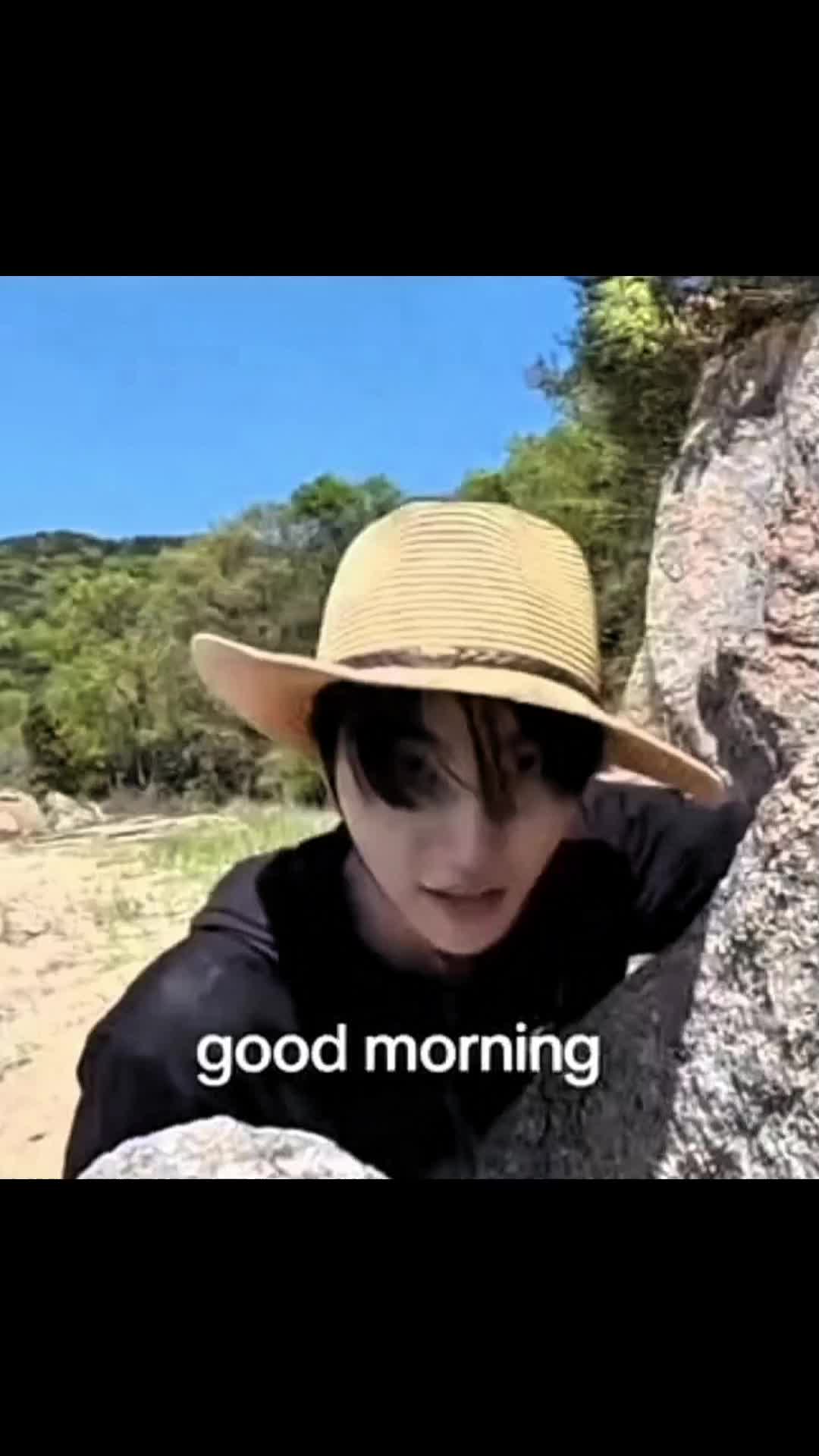 @AtinyTeez