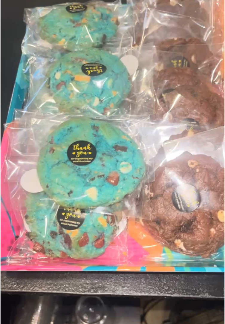 @Sweets By E’Lisha 🧁🍰🍪