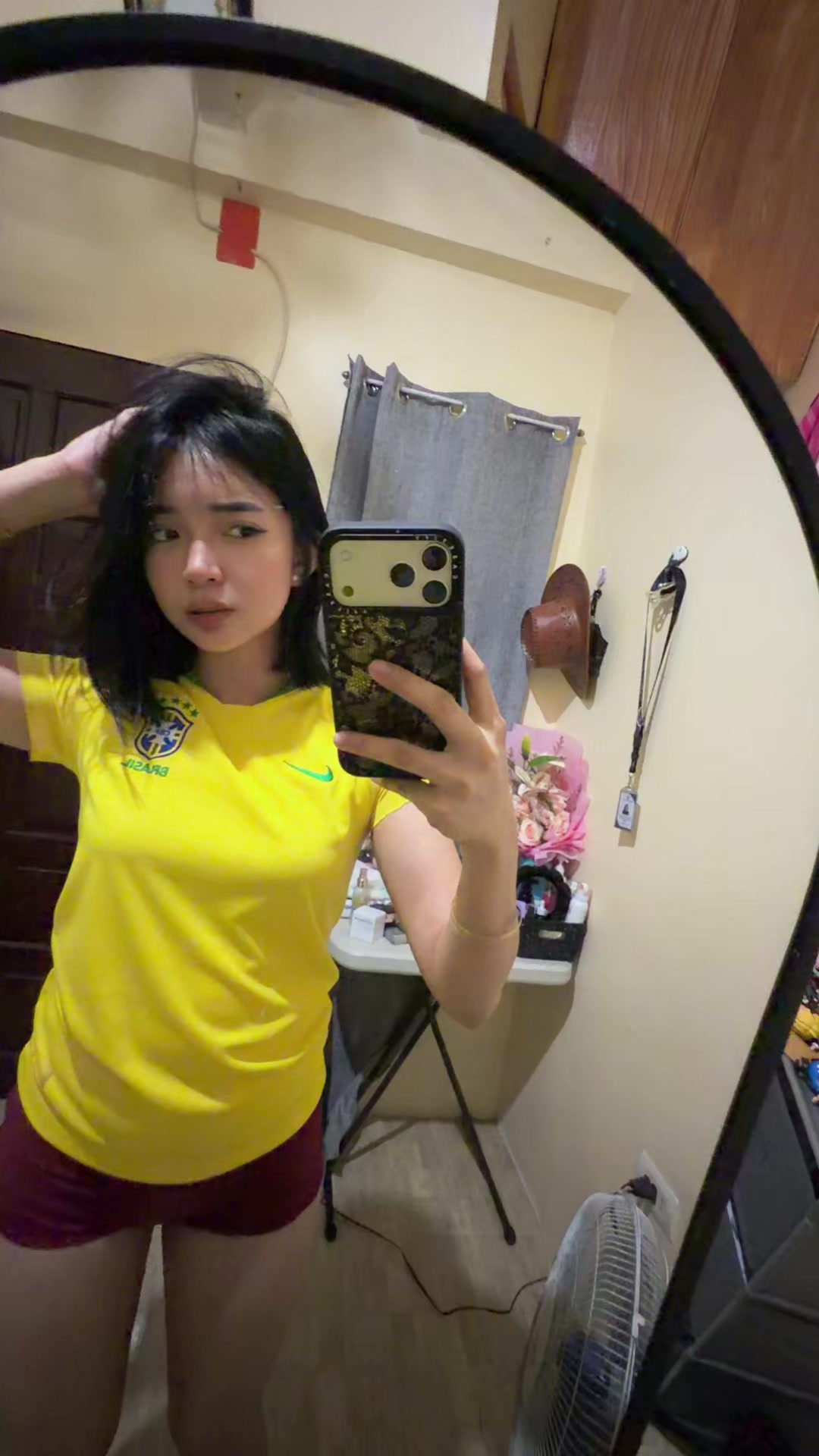 @Dora