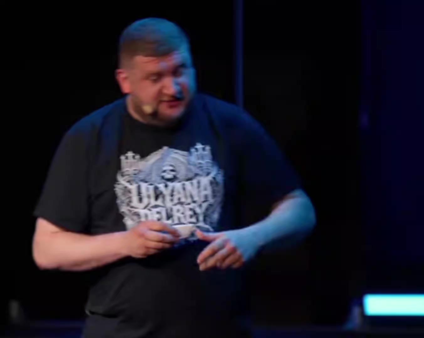 @Ариша