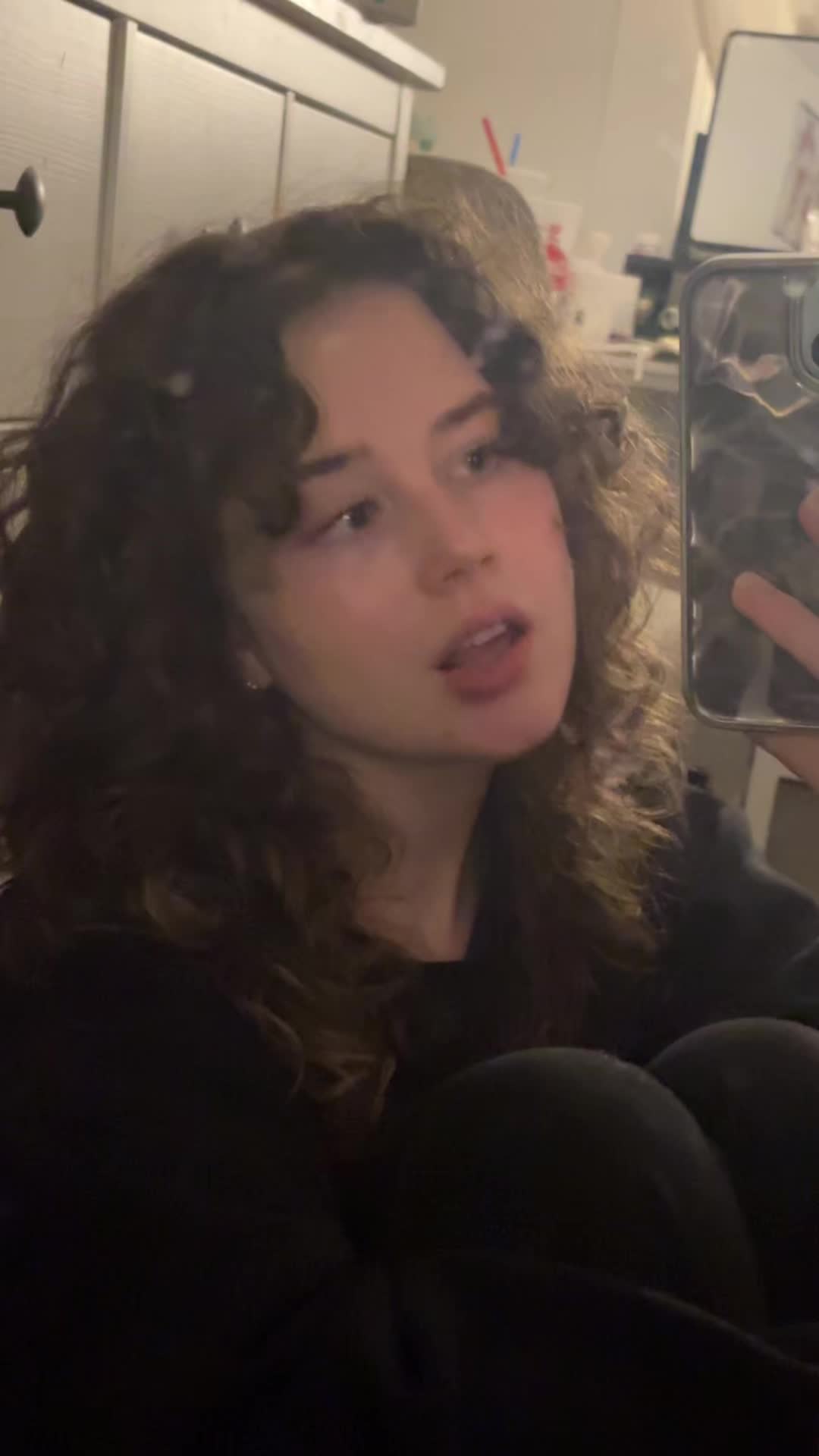 @ava :3